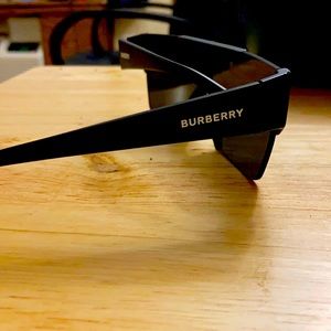 Burberry Sunglasses